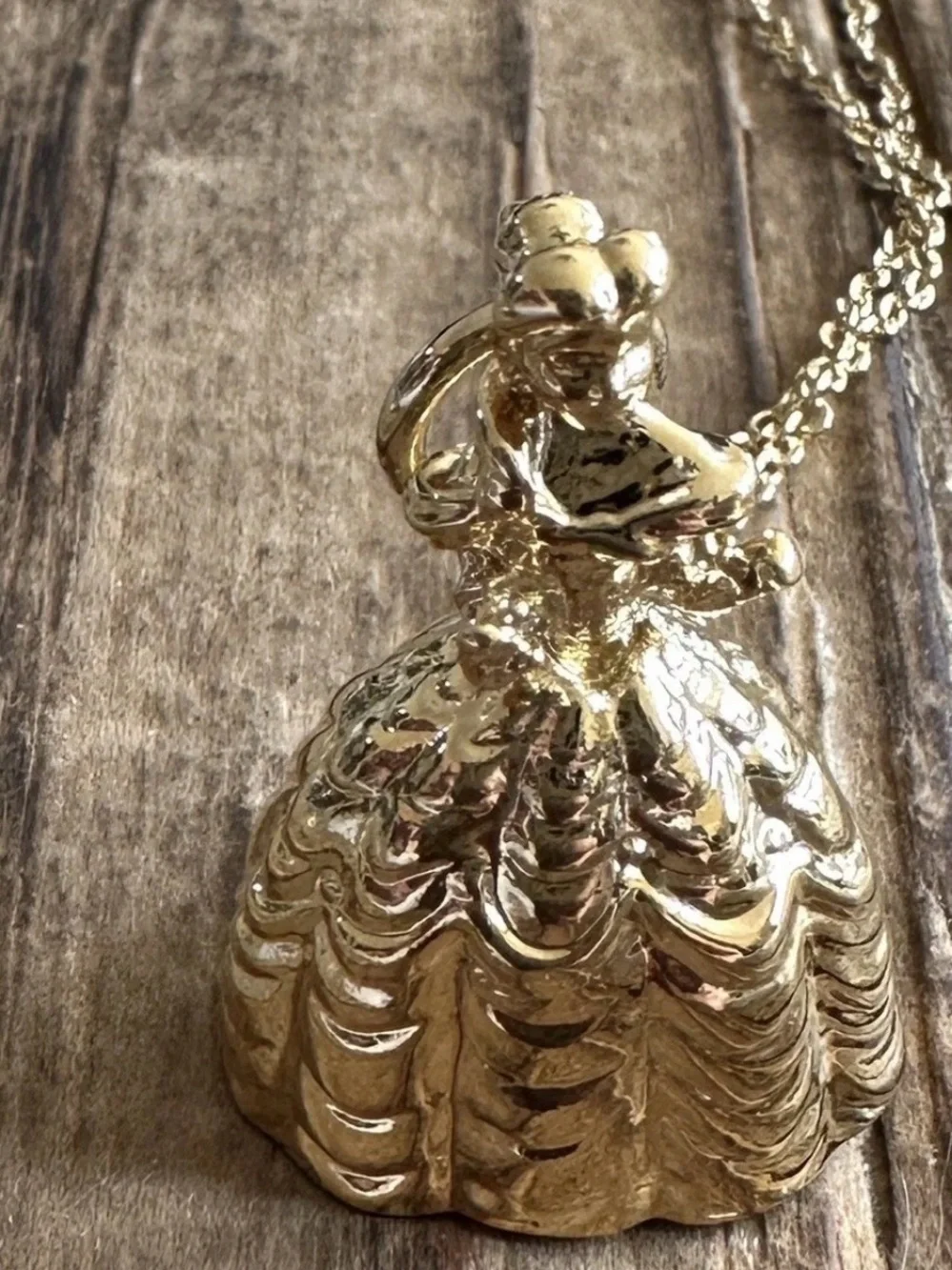 Lot of 7 Belle Disney Gold Tone Pendant On 18” Chain Necklace Beauty & The Beast